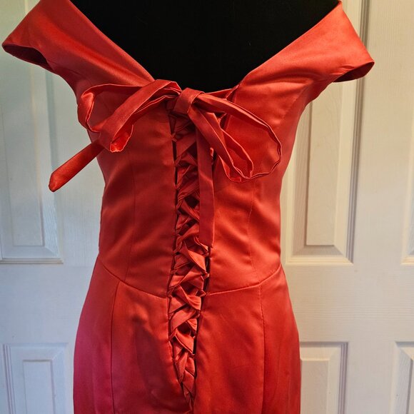 Sz Small/Medium Slender 'Pretty in Pink' Pageant Gown with Train & Lace Up Back - Picture 4 of 4